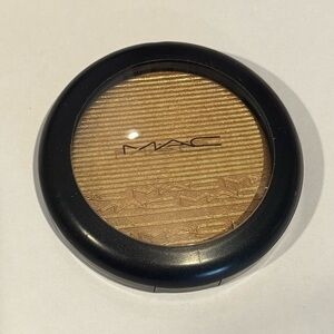 MAC Cosmetics Extra Dimension Skinfinish Oh Darling